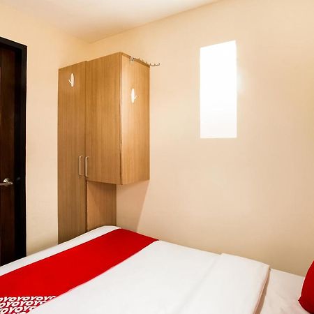 Oyo 199 Solange Apartelle Davao Exterior photo