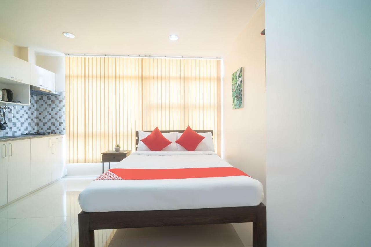 Oyo 199 Solange Apartelle Davao Exterior photo