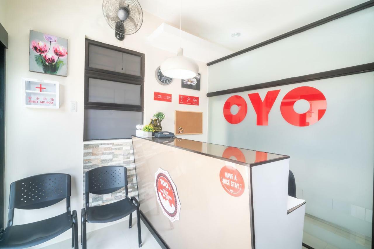 Oyo 199 Solange Apartelle Davao Exterior photo