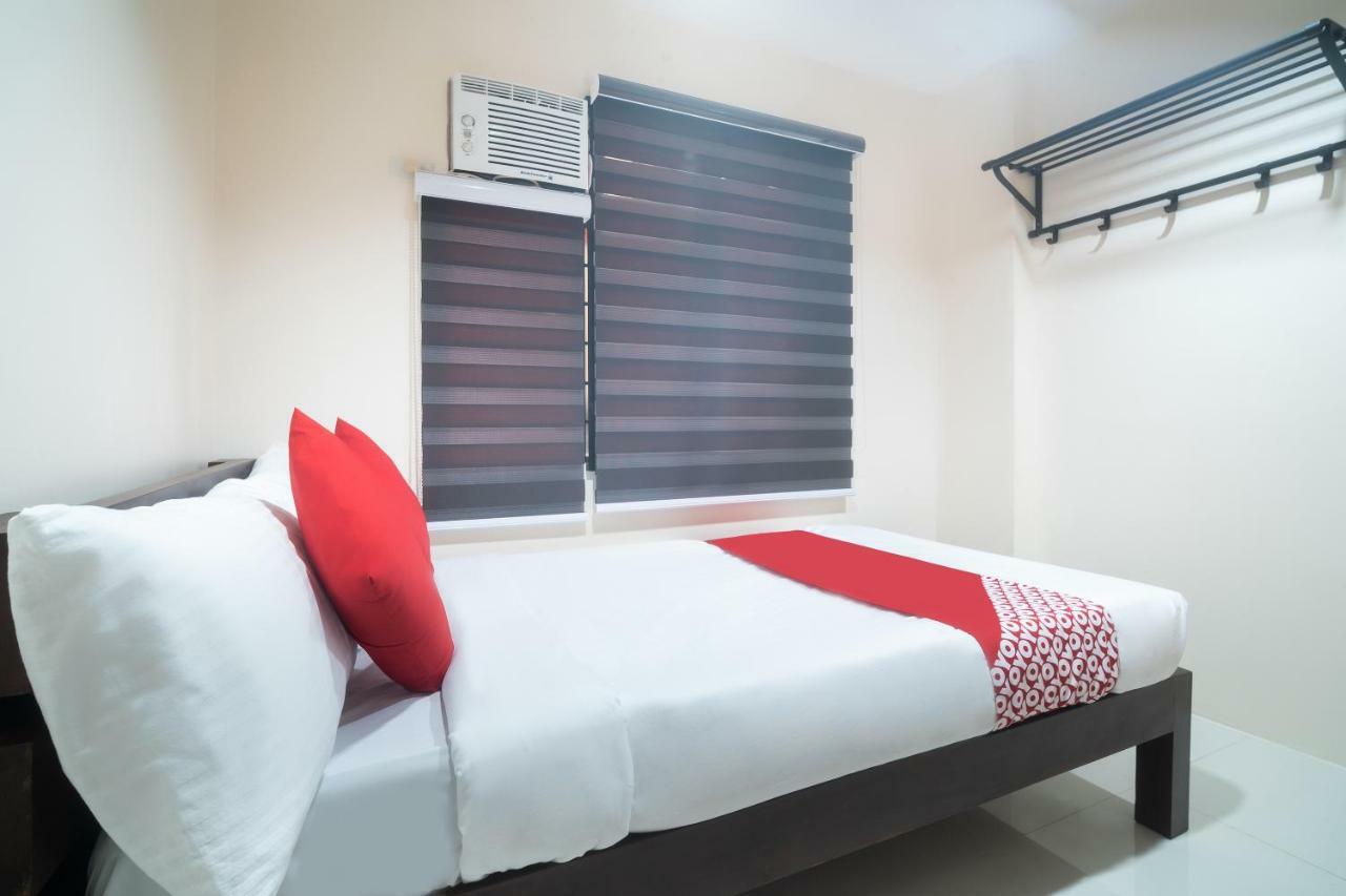 Oyo 199 Solange Apartelle Davao Exterior photo